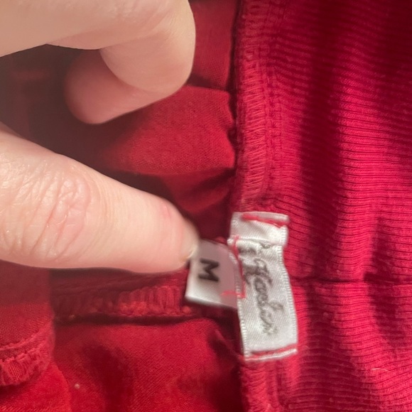 PJ Harlow Red Mikel Satin Sleep Shorts Size Medium - Picture 4 of 5